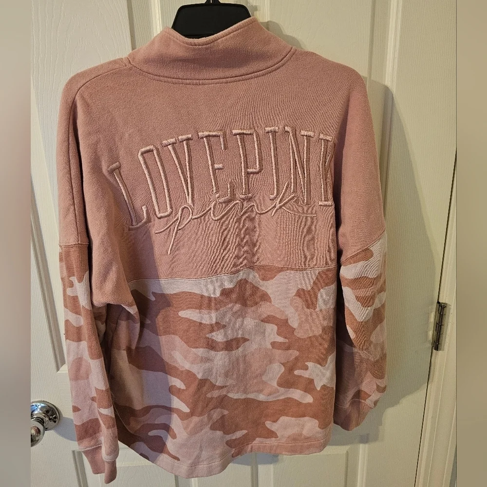 Victoria's Secret PINK Light Pink Camo Varsity Half Zip Pullover Size XS